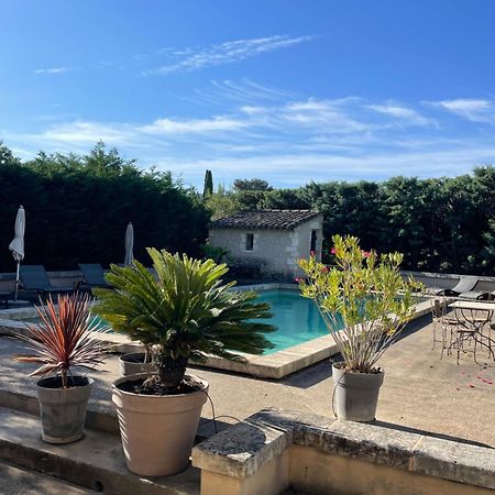Apartement Les Alpilles Eygalières Extérieur photo